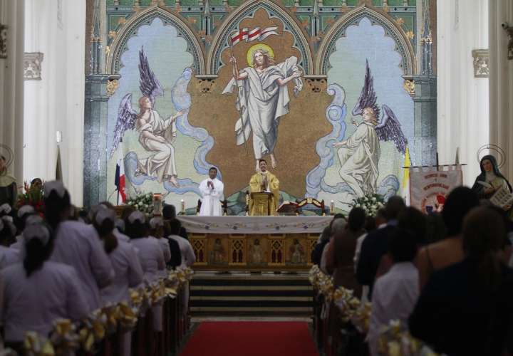 Eucaristía en la Iglesia del Carmen. Foto: Edwards Santos