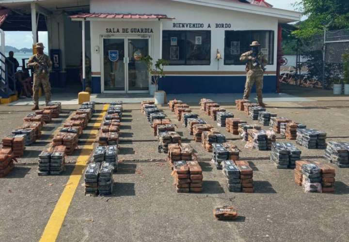 Tres detenidos por tráfico de droga en Isla Contadora