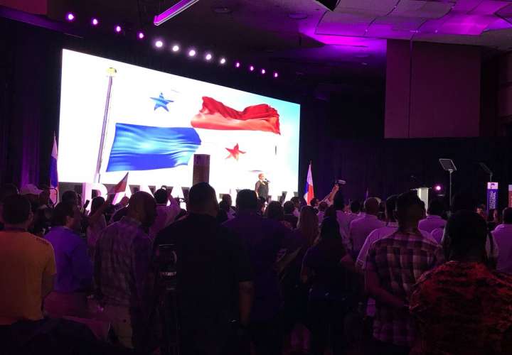 Convención Extraordinaria 2018 del partido Panameñista en el Magapolis Convention Center. Foto: panamenistas 