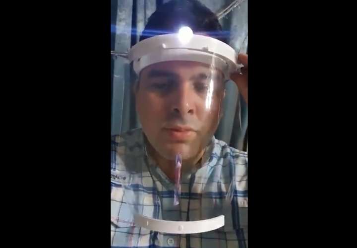 Universitarios diseñan mascarilla con lámpara para personal de Salud (Video)