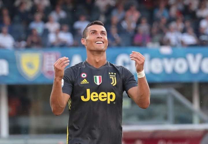 Cristiano Ronaldo el pasado sábado durante un partido entre la Juventos y el AC Chievo Verona. EFE