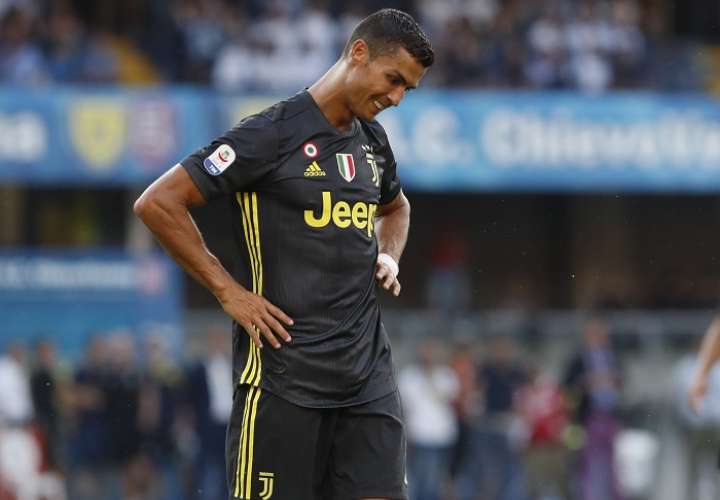 Cristiano Ronaldo durante el partido ante el Chievo Verona. Foto: AP