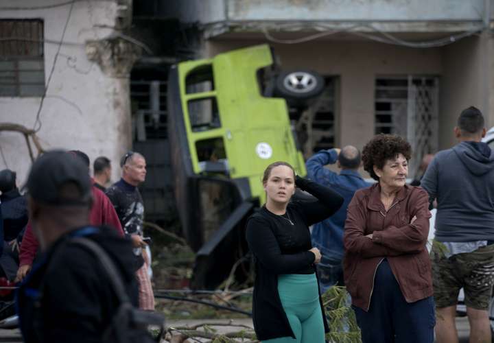 Tornado en Cuba deja 3 muertos y 172 heridos 