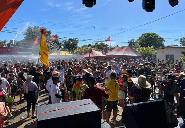 La fiesta más esperada por los panameños se realiza en completo orden sin mayores contratiempos en Chiriquí
