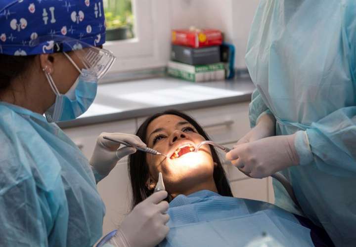  Investigadores desentrañan cómo la periodontitis puede causar demencia