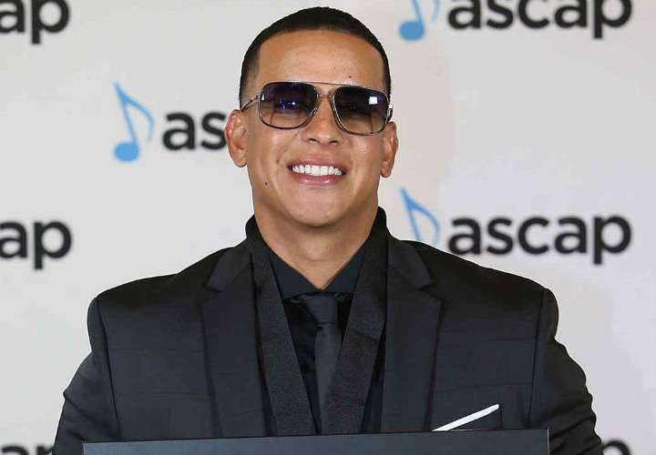 Daddy Yankee se suma a protesta pacífica contra Ricardo Rosselló