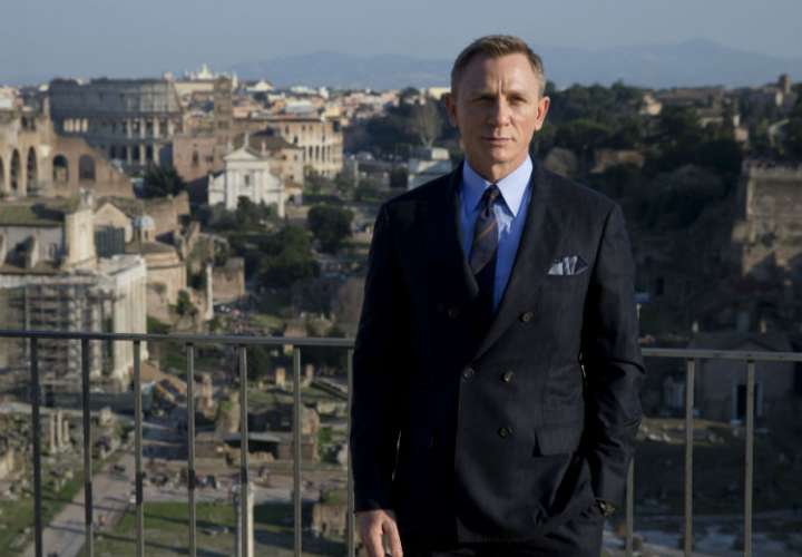 Daniel Craig retoma el papel de James Bond