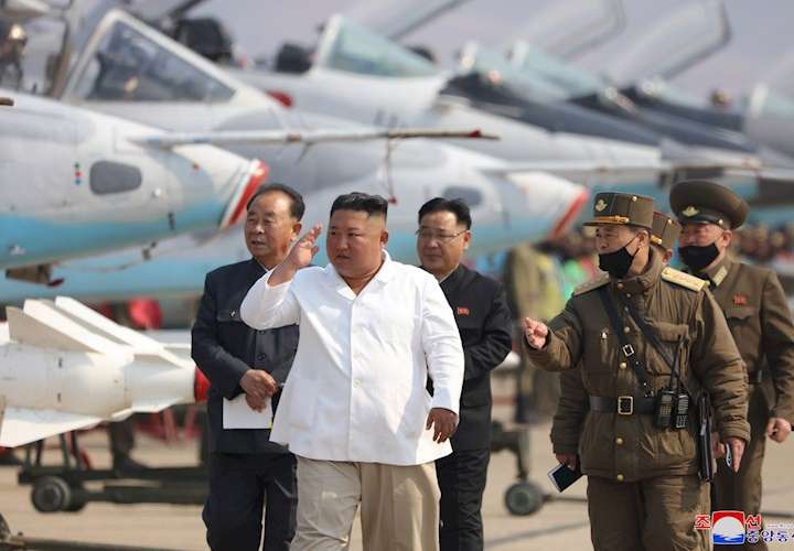 El líder norcoreano habría muerto o estaría en estado vegetal 