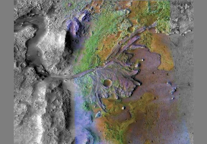 Información del espectrómetro compacto de imágenes de reconocimiento de Marte y la cámara de contexto, donde se muestra el delta del cráter de Jezero, donde los sedimentos contienen arcillas y carbonatos. EFE