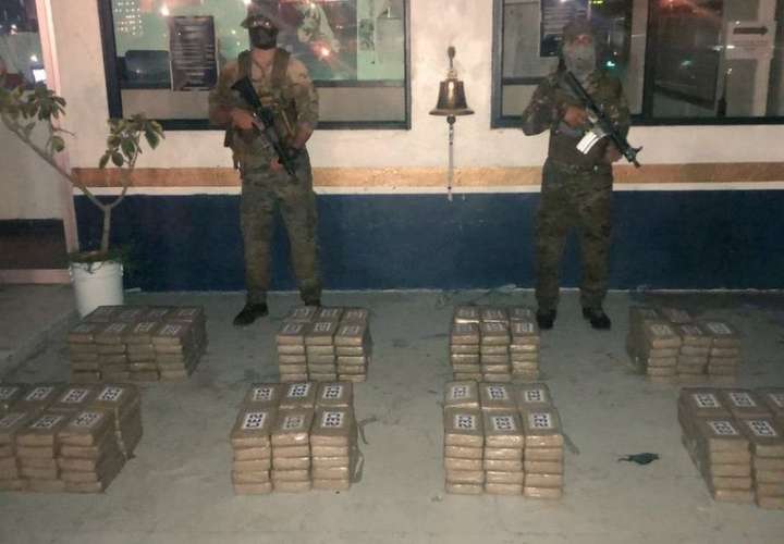 Sacan 258 paquetes de presunta droga en Isla Rey