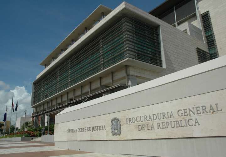 Edificio que aloja la Suprema Corte de Justicia (SCJ) y la Procuraduría General de la República Dominicana.
