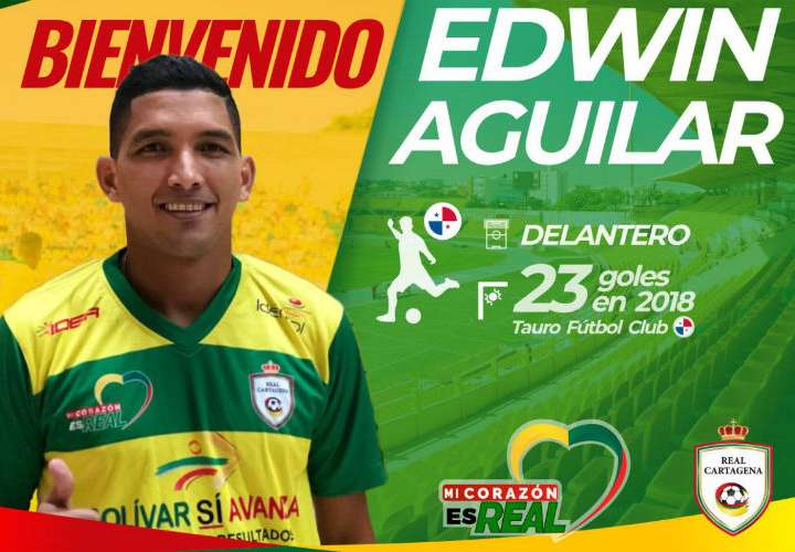 El delantero panameño Edwin Aguilar con el uniforme de su nuevo club.