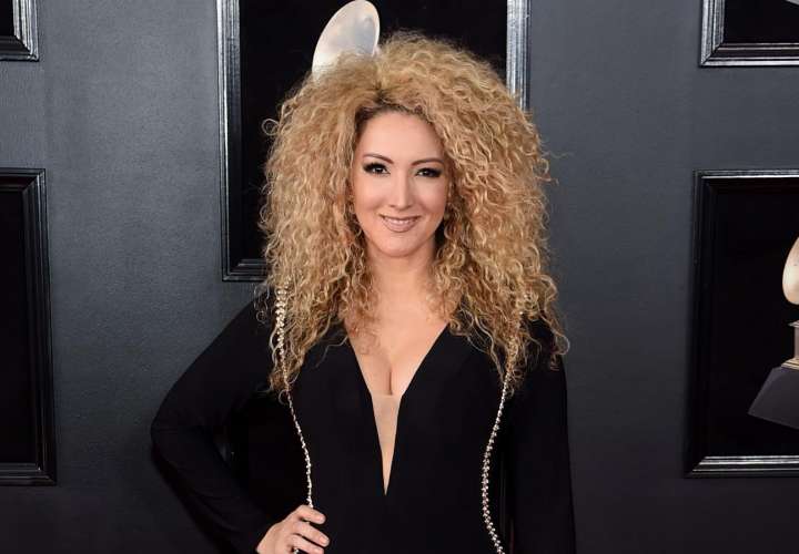 Gloria Trevi lanza nuevo sencillo escrito por la cantante Erika Ender