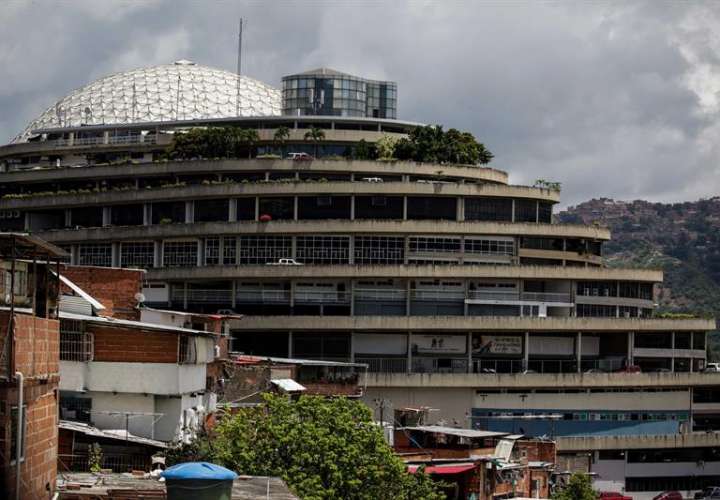 Fotografía del edificio El Helicoide, sede del Servicio Bolivariano de Inteligencia (Sebin) en Caracas (Venezuela). EFE Archivo