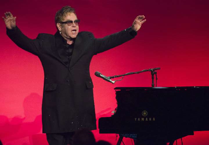 Elton John se retira de los escenarios
