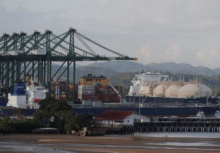 Entre enero y junio Panamá exportó bienes y servicios por valor de 1.664,9 millones de dólares, frente a los 797,9 millones del mismo período del año anterior. EFE