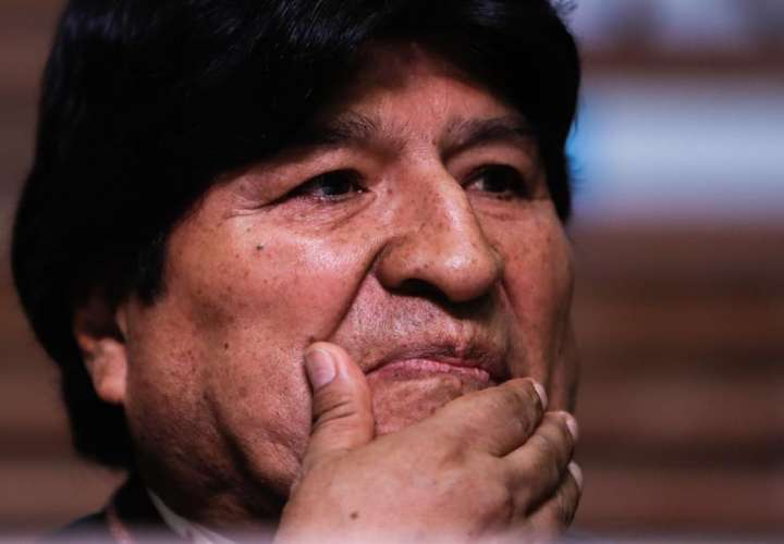Gobierno boliviano interpone denuncia contra Evo Morales ahora por "asesinatos"