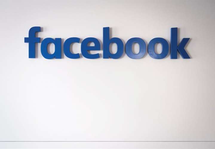La compañía ha crecido hasta tal punto que alrededor de un tercio de la humanidad tiene actualmente una cuenta de Facebook, lo que le da una posición de dominio casi absoluto en el mercado. EFE/Archivo