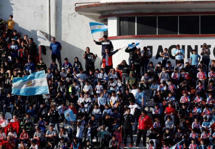En apenas 20 minutos se vendieron casi la totalidad de las 34.000 entradas del Estadio Teddy, para el partido entre Israel y Argentina. Foto EFE