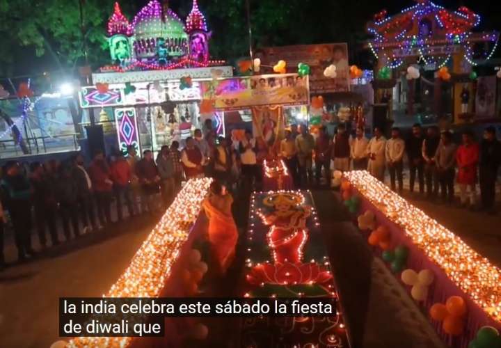 India celebra la fiesta hindú de Diwali ensombrecida por el coronavirus (Video)