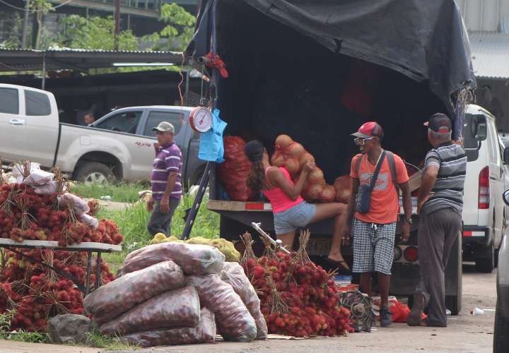 Desalojan a 14 vendedores de productos agrícolas en La Chorrera