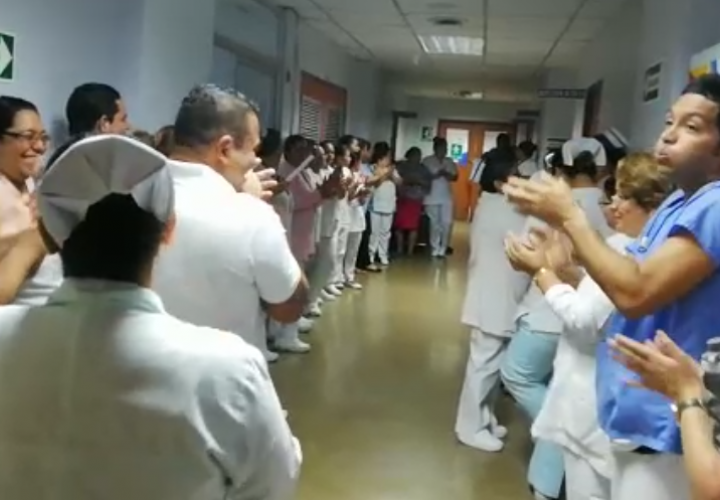 Protestan por la falta de aires acondicionados en hospital Rafael Hernández