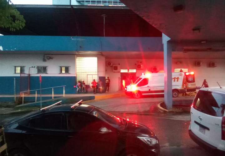 Una ambulancia traslado a uno de las víctimas agonizando al hospital Manuel Amador Guerrero, pero no sobrevivió. Foto: Diómedes Sánchez