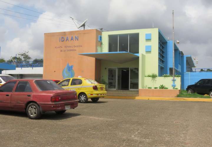 Dos plantas potabilizadoras paralizadas en Panamá Oeste