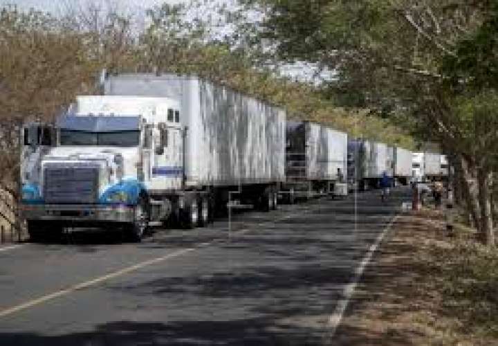 Cortizo confirma acuerdo con Costa Rica para paso de camioneros
