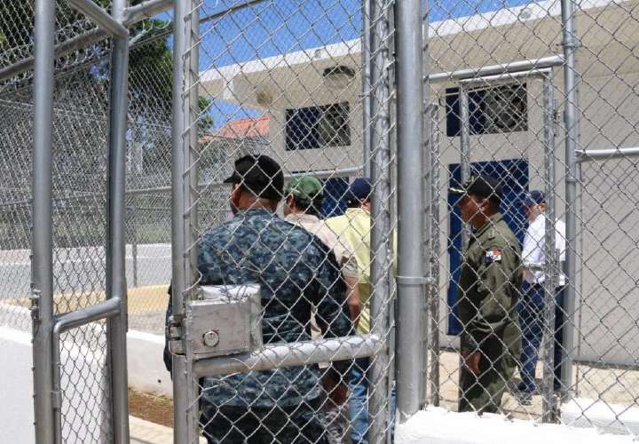 Ministros defienden el ‘Guantánamo’ de Varela