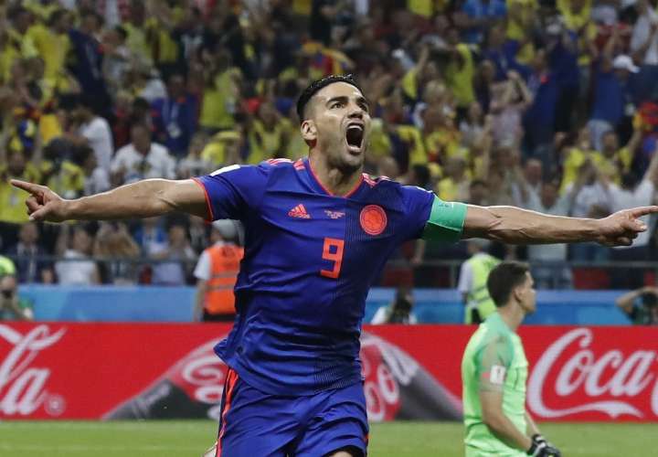 Colombia golea 3-0 en Kazán y celebra hasta en Panamá