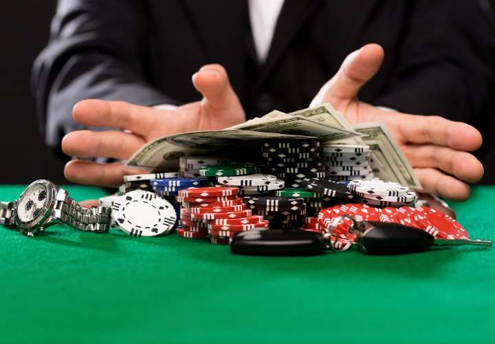 Casinos piden a Varela vetar proyecto de aumento a jubilados