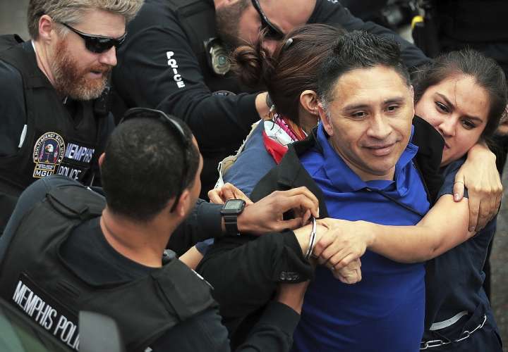 Reportero teme que lo regresen a El Salvador
