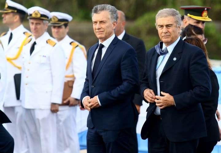 Macri, en recordación de submarino perdido