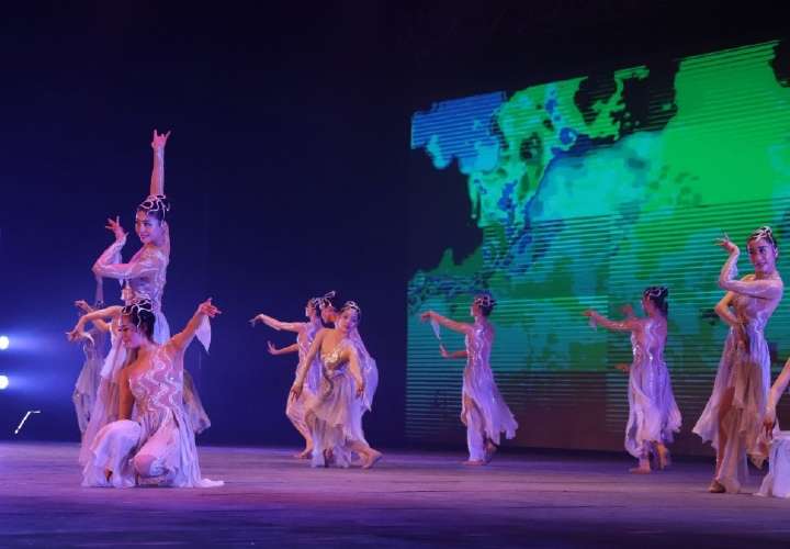 Danza y ópera de Hangzhou se presentó en Panamá