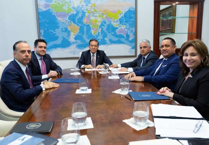 Presidentes de poderes del Estado buscan sacar a Panamá de lista del Gafi