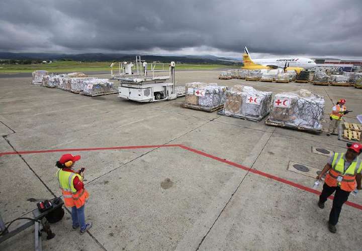 Cruz Roja envía desde Panamá ayuda a Bahamas 