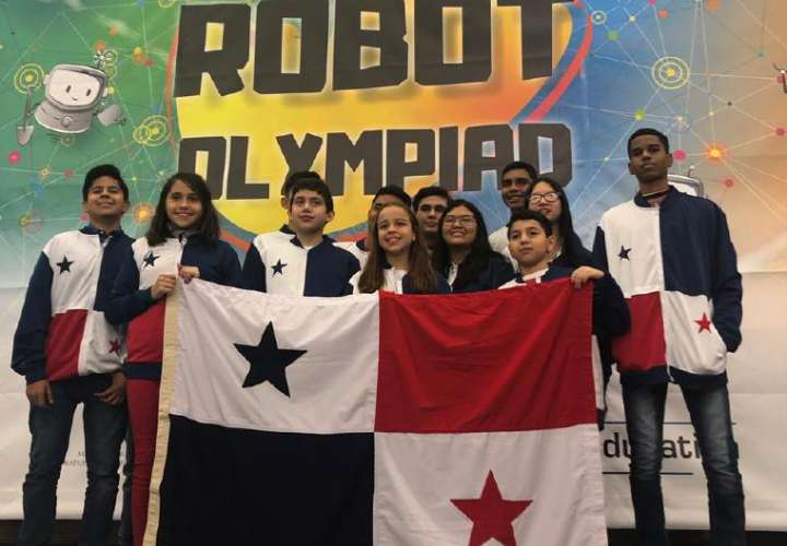 Digna presentación de Panamá en mundial de Robótica