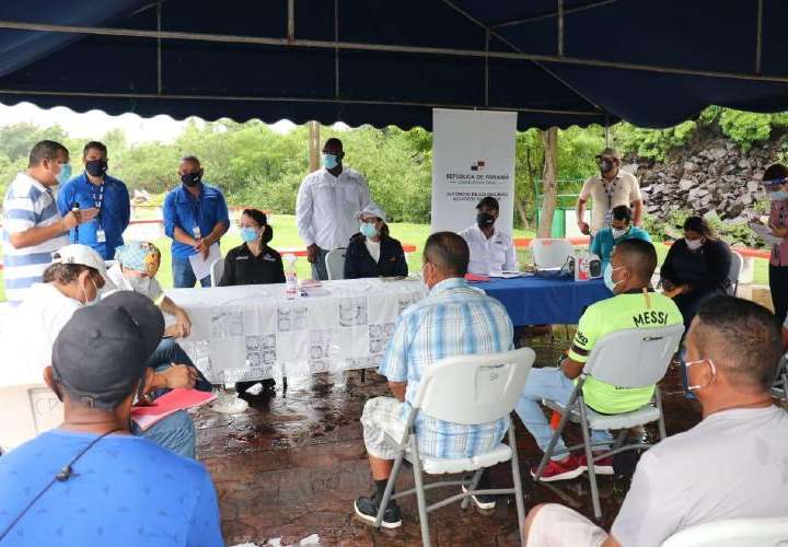 Promueven la ‘asociatividad’ de pescadores de Boca la Caja