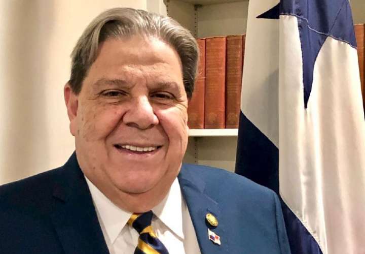 Fallece embajador de Panamá en Estados Unidos