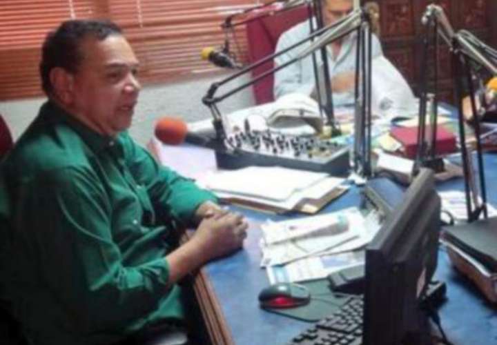 Frecuencia de Radio Panamá es de Domplin