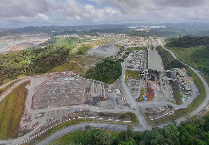 Minera Panamá acepta pago anual de al menos $375 millones