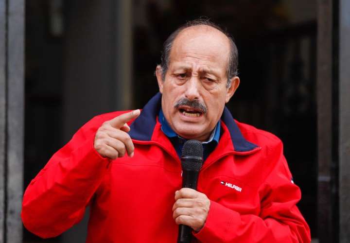 Primer ministro de Perú ‘acepta su derrota’ y pone su cargo a disposición