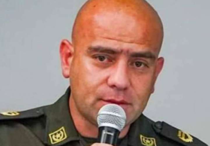 Coronel buscado por triple crimen en Colombia estuvo en Panamá