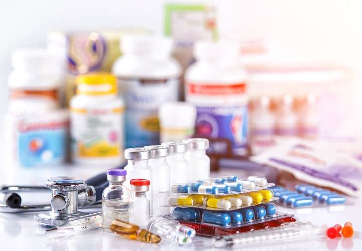 Mayoría de laboratorios aprueban reducir 30% a medicamentos