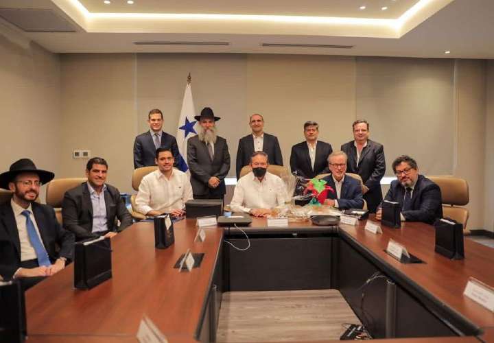 Líderes de comunidad judía visitan Presidencia