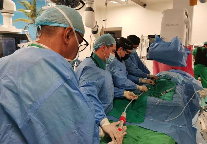 Se realiza el primer implante de válvulas del corazón en Panamá