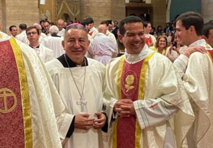 Asistente de Varela se ordena sacerdote del Opus Dei