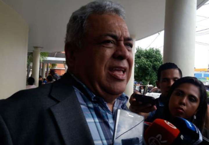 Pérez: Ministerio Público protege a jueza contra querella de RM