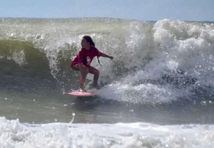 El surf se beneficiará si aprueban ley que busca proteger las olas